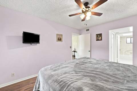 5370 Las Verdes Circle #304, Delray Beach FL - photo 13 of 26