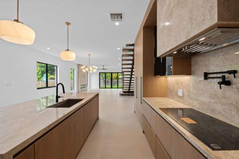 1131 NE 12th Avenue, Fort Lauderdale FL - photo 9 of 36