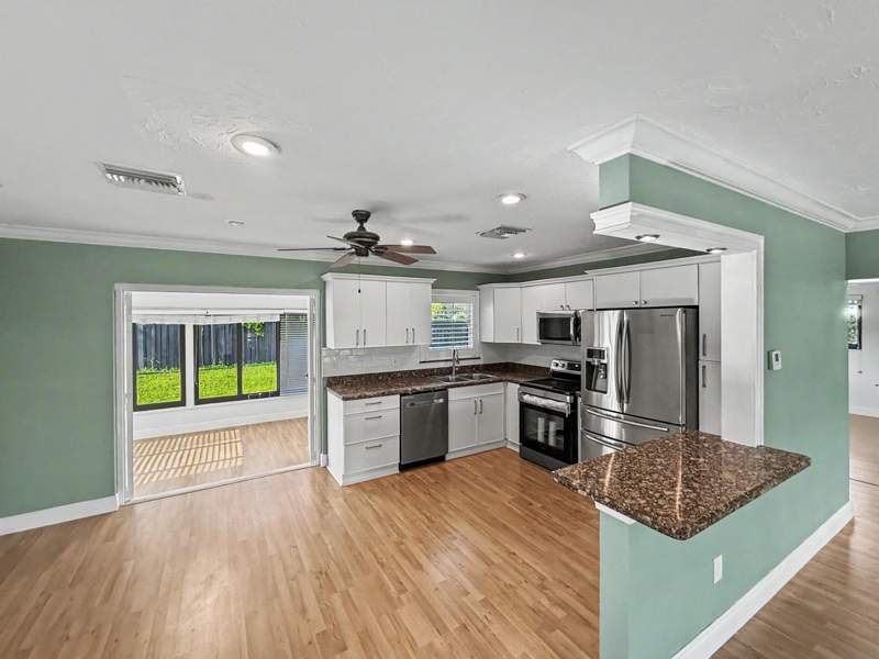 3 bedroom Single Family Residence at 150 SE 5th Court, Garden Isles Sec 3, Pompano Beach — photo 4