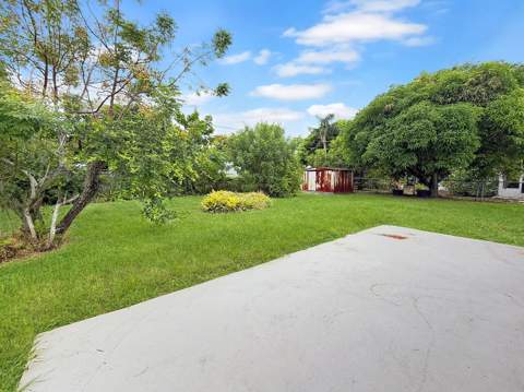 2030 NE 1st Lane, Boynton Beach FL - photo 24 of 27