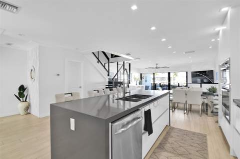 1035 Boca Cove Lane, Highland Beach FL - photo 8 of 57