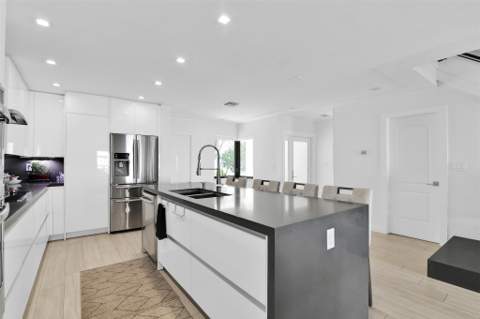 1035 Boca Cove Lane, Highland Beach FL - photo 11 of 57
