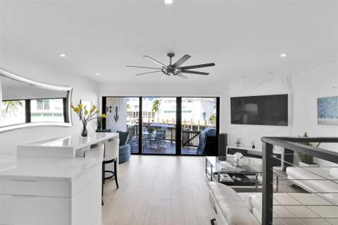 1035 Boca Cove Lane, Highland Beach FL - photo 20 of 57