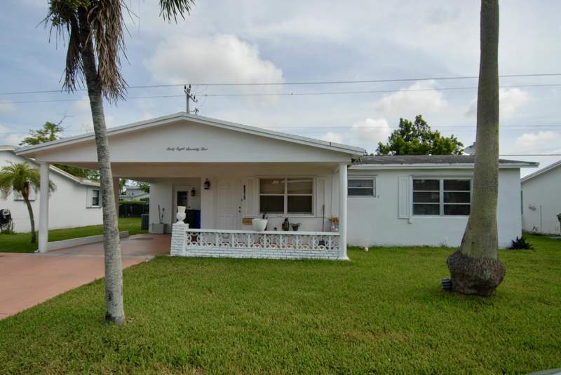 2 bedroom Single Family Residence at 6875 NW 17th Court, Paradise Gardens Sec 2, Margate — photo 2