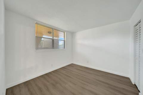 6001 NW 61st Avenue #112, Tamarac FL - photo 24 of 36