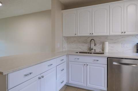 4755 Orleans Court #B, West Palm Beach FL - photo 10 of 23