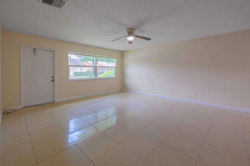 3 bedroom Villa at 4755 Orleans Court #B, Forest Glen, West Palm Beach — photo 3