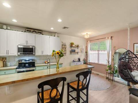 9520 Portside Drive, Fort Pierce FL - photo 9 of 34