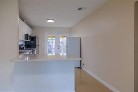 4755 Orleans Court #B, West Palm Beach FL - photo 7 of 23