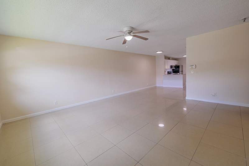 3 bedroom Villa at 4755 Orleans Court #B, Forest Glen, West Palm Beach — photo 5