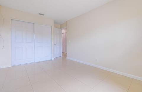 4755 Orleans Court #B, West Palm Beach FL - photo 20 of 23