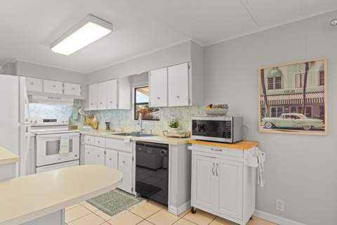 248 W Caribbean, Port St. Lucie FL - photo 8 of 27