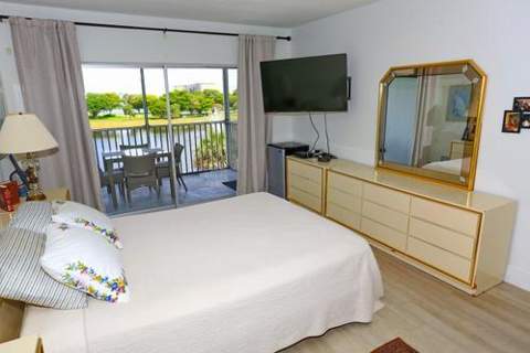 2801 N Palm Aire Drive #405, Pompano Beach FL - photo 11 of 51