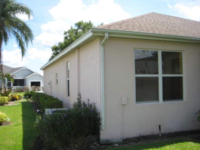 2 bedroom Single Family Residence at 550 NW Portofino Lane, St Lucie West Plat No 36, Port St. Lucie — photo 3