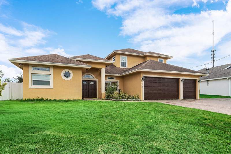 6 bedroom Single Family Residence at 6112 NW Ginger Lane, Port St Lucie Section 44, Port St. Lucie — photo 3