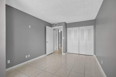 1900 N Congress Avenue #201, West Palm Beach FL - photo 23 of 41