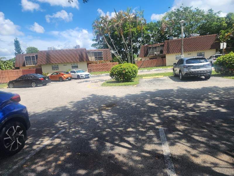 2 bedroom Townhouse at 5824 Swordfish ##A, Villas At Woodland Greens, Tamarac — photo 3