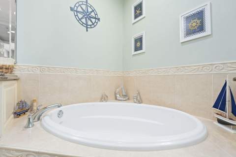 16 Harbour Isle Drive #303, Fort Pierce FL - photo 12 of 25