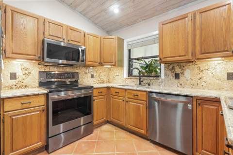 14654 Peace River Way, Palm Beach Gardens FL - photo 15 of 41