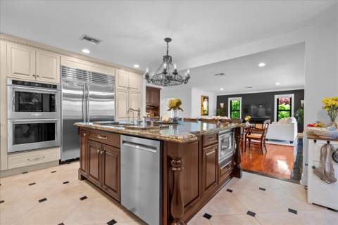 10798 SeaCliff Circle, Boca Raton FL - photo 17 of 48