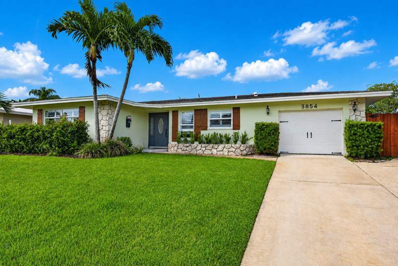 3 bedroom Single Family Residence at 3854 Buttercup Circle, Palm Beach Gardens 3, Palm Beach Gardens — photo 2