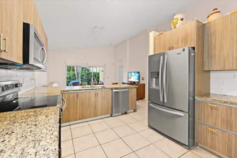 4033 NW 62nd Court, Coconut Creek FL - photo 13 of 34