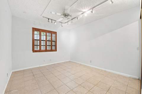 448 Piedmont J #448, Delray Beach FL - photo 19 of 36