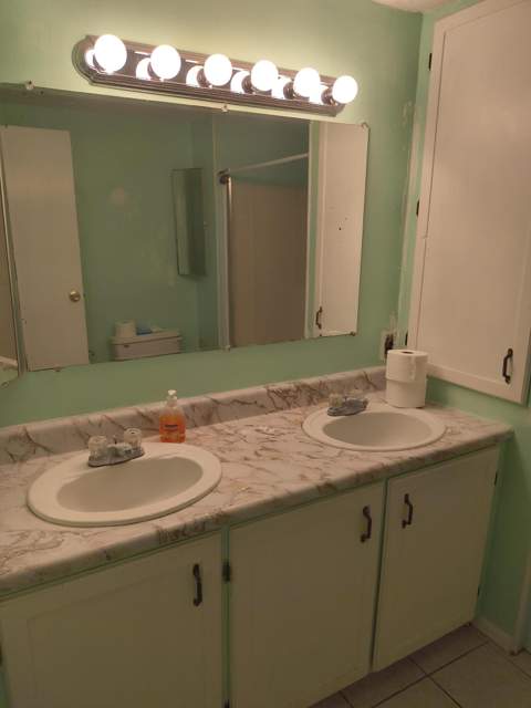 8294 SE Sandy Lane, Hobe Sound FL - photo 9 of 16