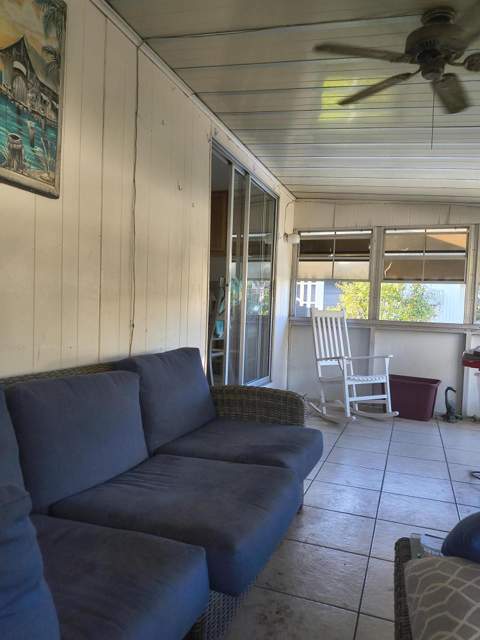 8294 SE Sandy Lane, Hobe Sound FL - photo 14 of 16
