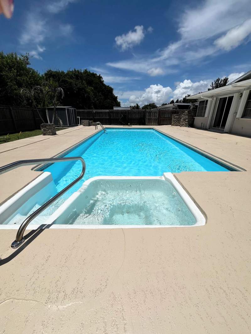 3 bedroom Single Family Residence at 330 NE SOLIDA Drive, RIVER PARK UNIT 9 PART C, Port St. Lucie — photo 3