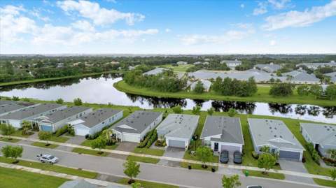 12736 SW Eleanor Drive, Port St. Lucie FL - photo 16 of 39