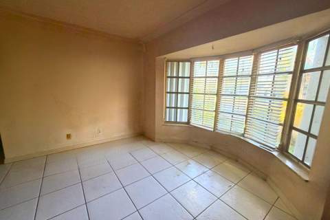 1261 SE 4th Court, Deerfield Beach FL - photo 10 of 28