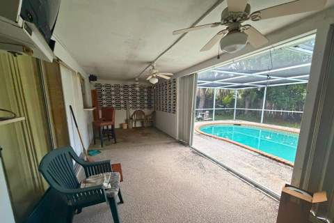 1261 SE 4th Court, Deerfield Beach FL - photo 21 of 28