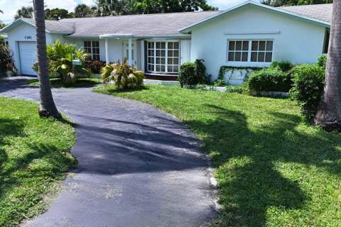 1261 SE 4th Court, Deerfield Beach FL - photo 8 of 28