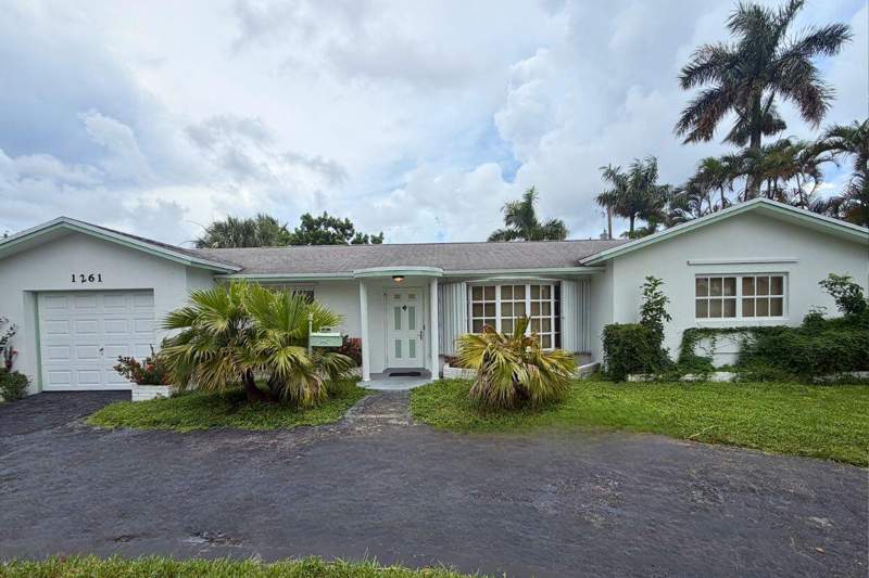 2 bedroom Single Family Residence at 1261 SE 4th Court, The Cove, Deerfield Beach — photo 3