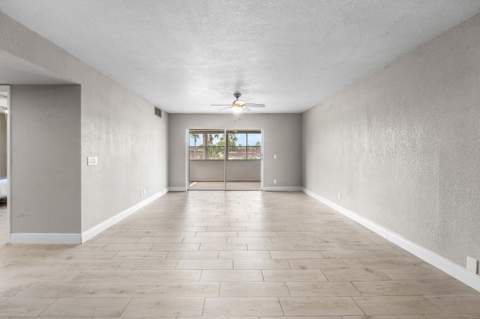 12005 Poinciana Boulevard #209, Royal Palm Beach FL - photo 11 of 37