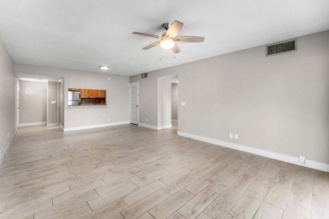 12005 Poinciana Boulevard #209, Royal Palm Beach FL - photo 15 of 37