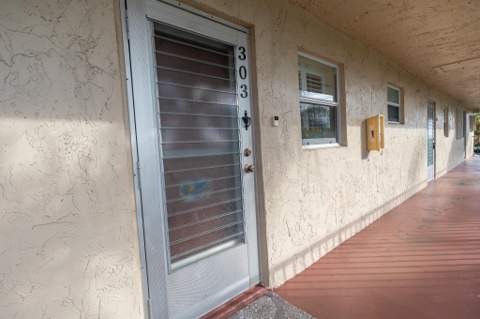 715 Lori Drive #303, Palm Springs FL - photo 20 of 24