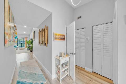 7854 Willow Spring Drive #1626, Lake Worth FL - photo 6 of 43