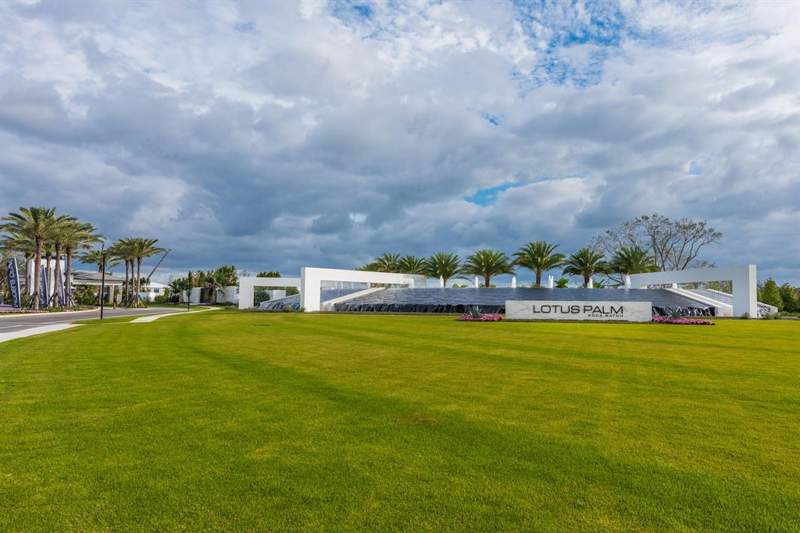 5 bedroom Single Family Residence at 8540 Ganton Drive, Boca Raton Golf Course Pud, Boca Raton — photo 2