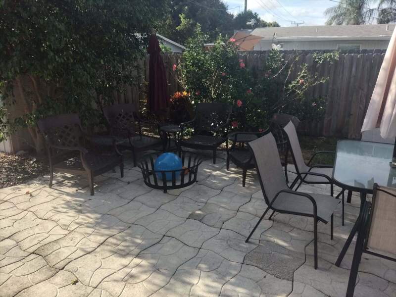 2 bedroom Single Family Residence at 1521 NE 32nd Court, Cresthaven No 8, Pompano Beach — photo 4