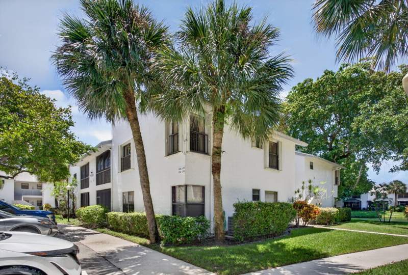 2 bedroom Condominium at 4763 NW 22nd Street #42113, Baywood Village Ii-D Condo, Coconut Creek — photo 2
