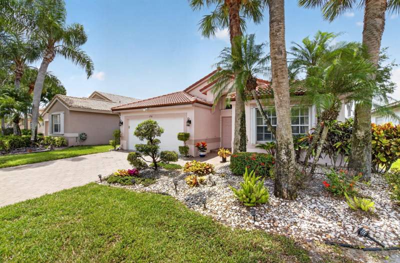 3 bedroom Single Family Residence at 6746 Sun River Road, LAKERIDGE GREENS AT PIPERS GLEN, Boynton Beach — photo 4