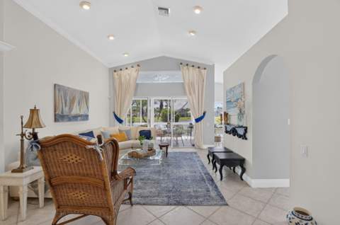6746 Sun River Road, Boynton Beach FL - photo 11 of 72