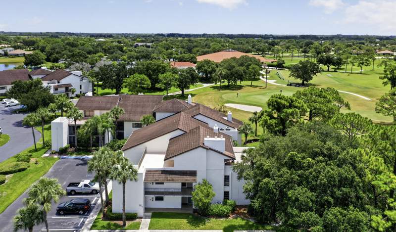 3 bedroom Condominium at 3400 Twin Lakes Terrace #201, Lakeshore Village Of Meadowood Phase 1, Fort Pierce — photo 2