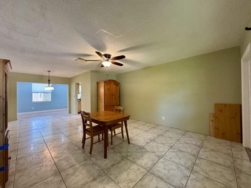 2 bedroom Single Family Residence at 1785 NW 39th Place, Royal Palm Acres 7th Sec, Oakland Park — photo 5