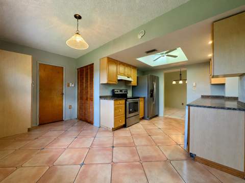 1785 NW 39th Place, Oakland Park FL - photo 12 of 29
