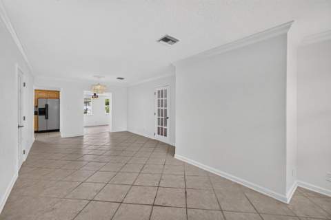 813 Date Palm Drive, Lake Park FL - photo 7 of 56