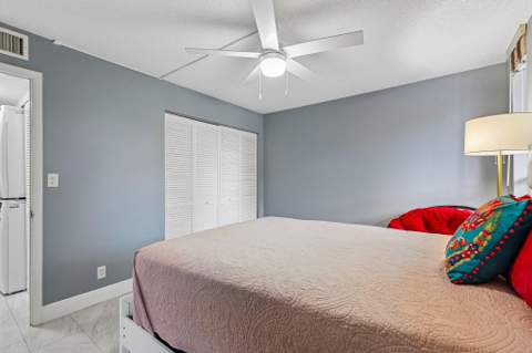 5718 Coral Lake Drive #206, Margate FL - photo 23 of 31