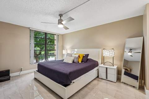 5718 Coral Lake Drive #206, Margate FL - photo 13 of 31